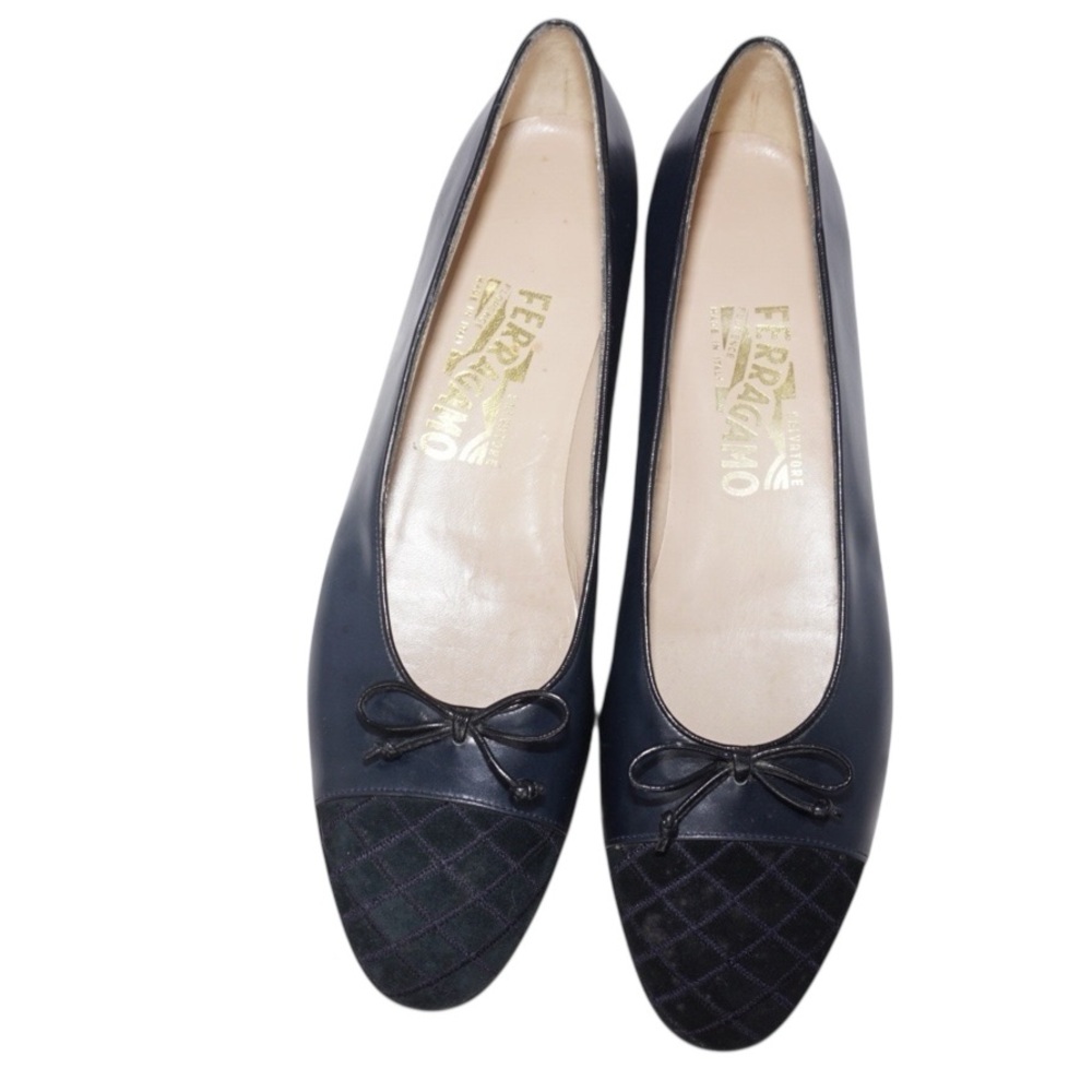 Salvatore Ferragamo Vintage Black Quilted Ballet Flats, Size 9.5AA - Picture 2 of 10